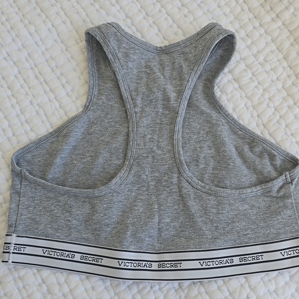 Victoria's Secret Sports Bra Heather Grey Bralette Low Impact T-Shirt Bra Medium - Picture 4 of 9